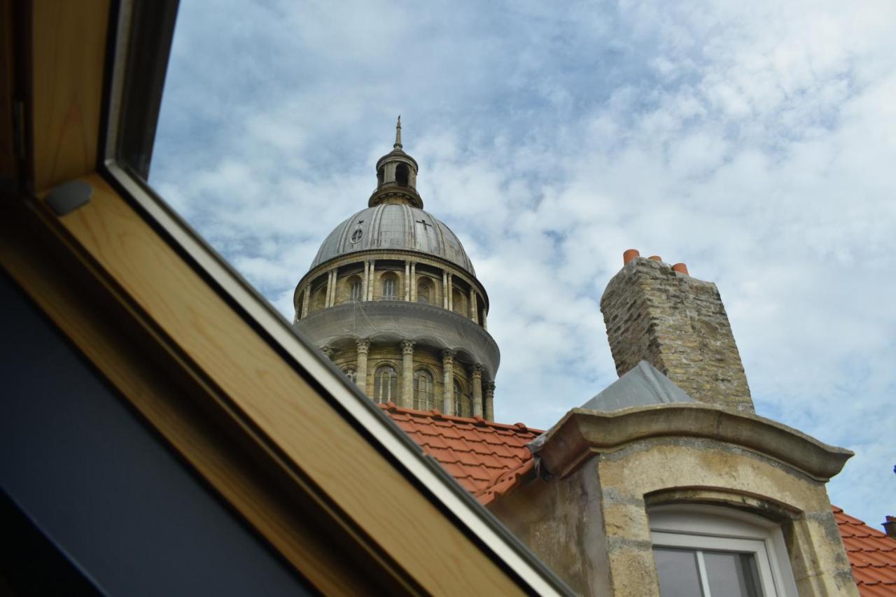 Maison 1747 - Gites De Standing En Vieille-Ville Avec Cour Boulogne-sur-Mer Exterior foto